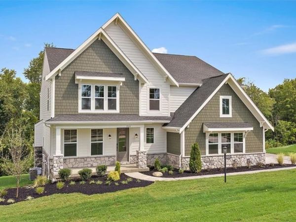 2466 Bent Grass Drive, Beavercreek, OH 45431