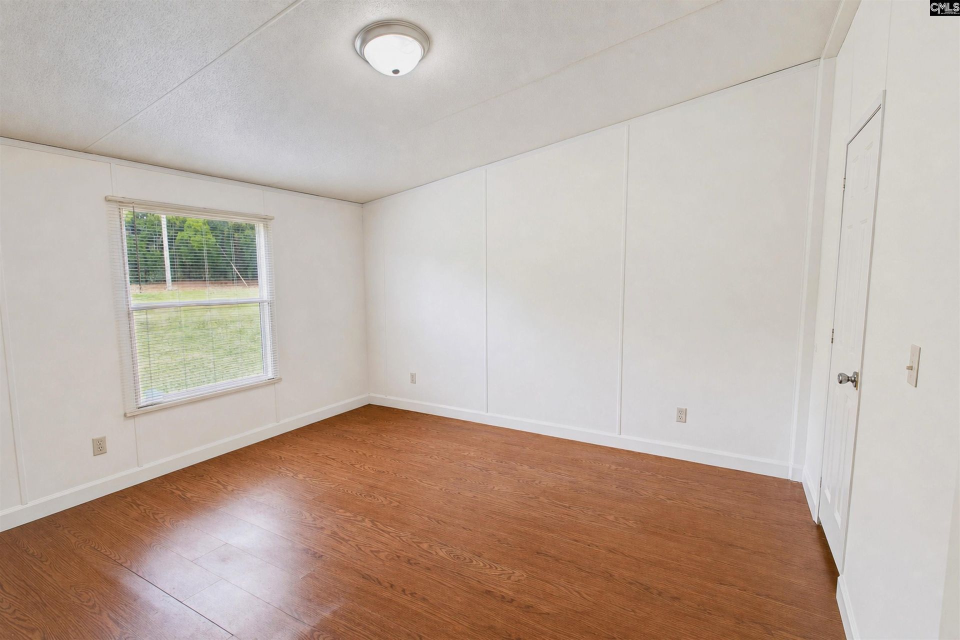 1379 Track Road Road Photo 16