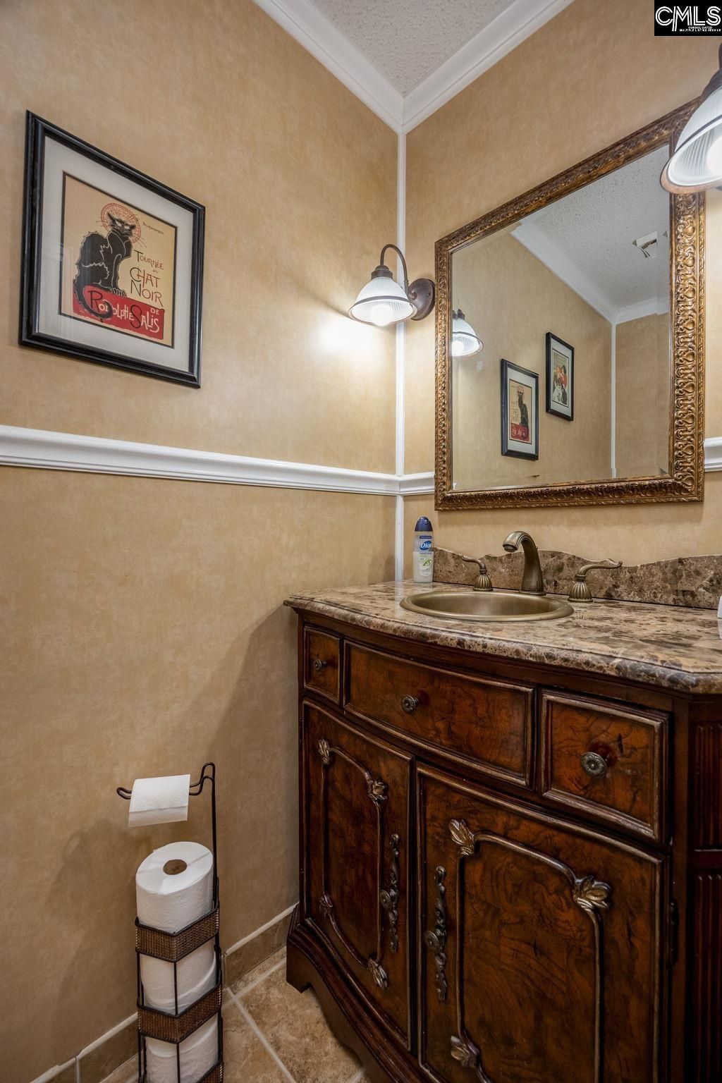 301 Harbor Heights Drive  Photo 17