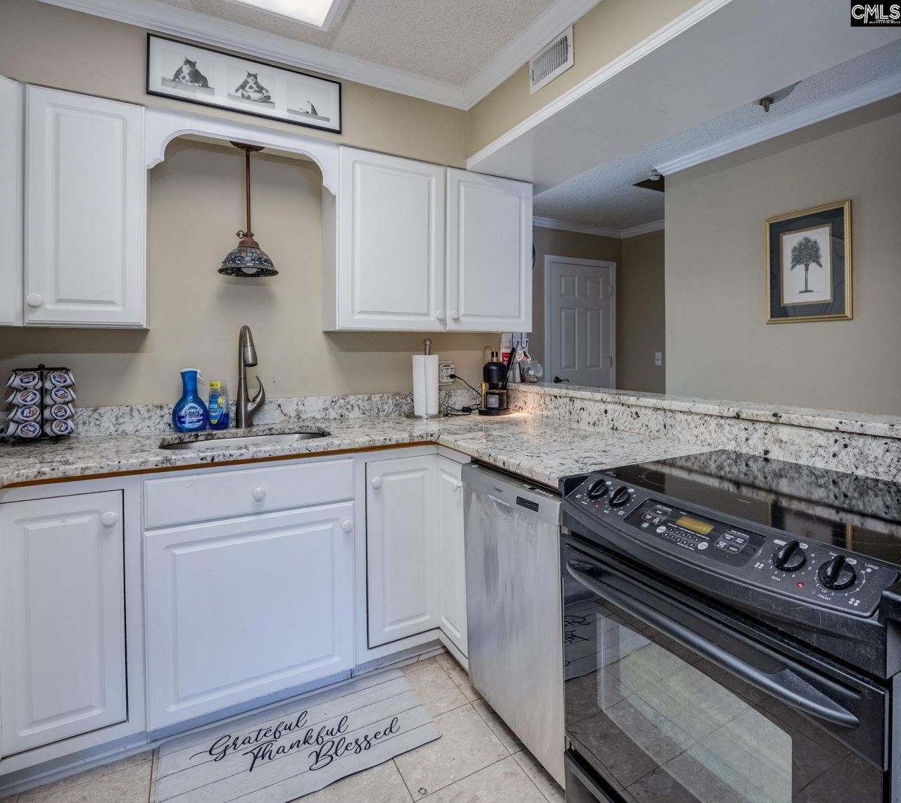 301 Harbor Heights Drive  Photo 23