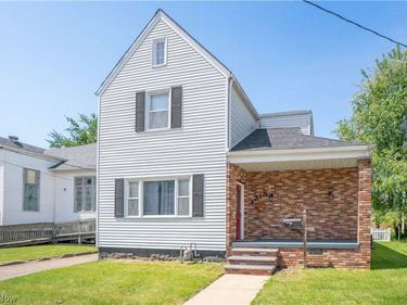 215 8th Street SW, Massillon, OH 44647