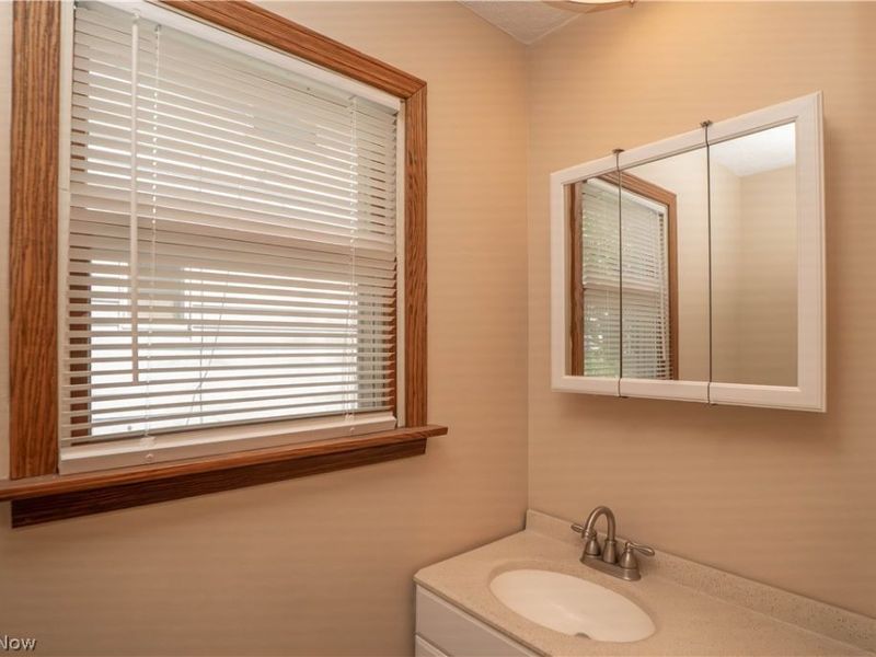 215 8th Street SW, Massillon, OH 44647 Photo 14