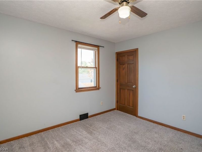 215 8th Street SW, Massillon, OH 44647 Photo 16