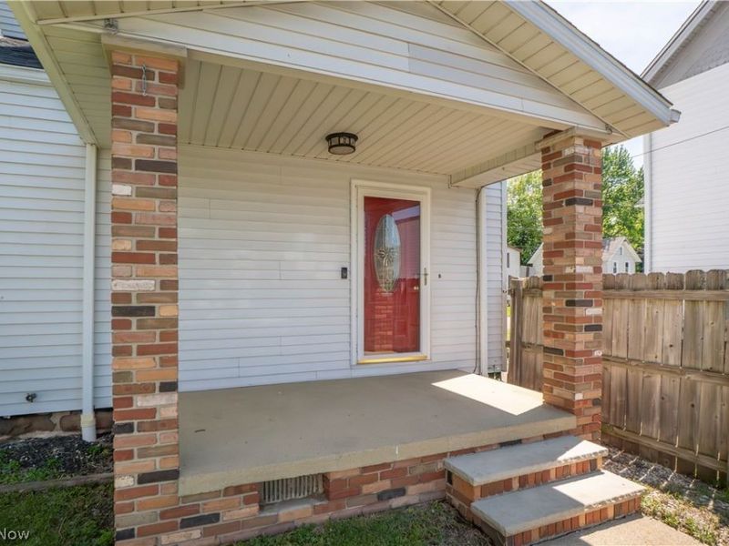 215 8th Street SW, Massillon, OH 44647 Photo 23