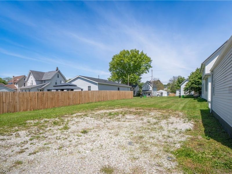 215 8th Street SW, Massillon, OH 44647 Photo 28