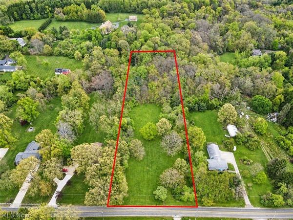 1123 N Hametown Road , Akron, OH 44333