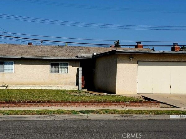 16842 Ross, Huntington Beach, CA 92647