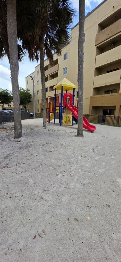 14910 SW 82nd Ter , Unit 15-103, Miami, FL 33193 Photo