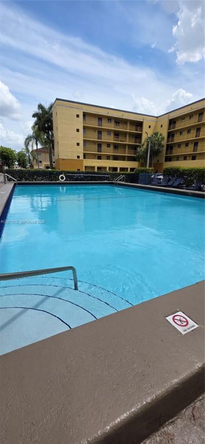 14910 SW 82nd Ter , Unit 15-103, Miami, FL 33193 Photo
