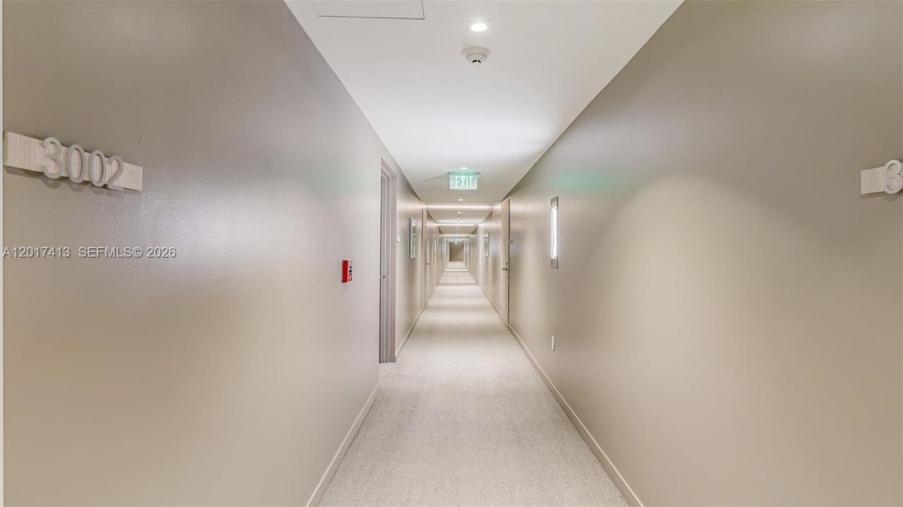 1000 Brickell Plz , Unit 3002, Miami, FL 33131 Photo