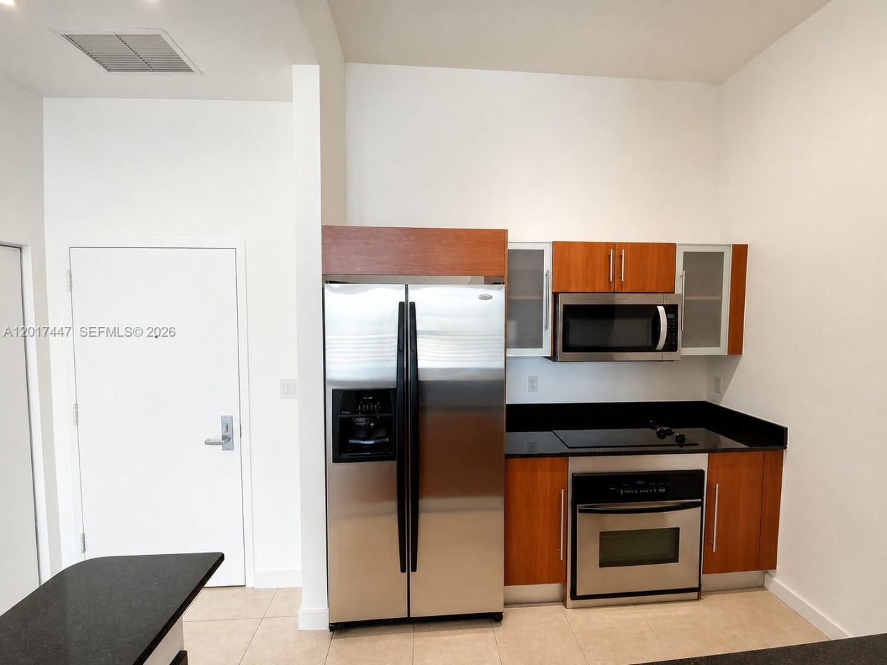 325 S Biscayne Blvd , Unit UPH24, Miami, FL 33131 Photo