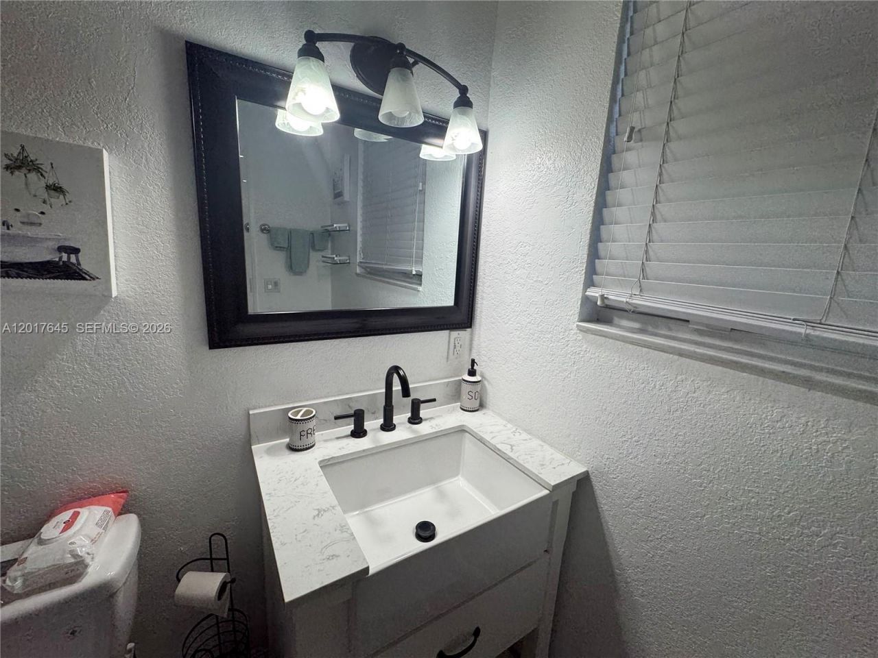 3010 N 73rd Ave , Hollywood, FL 33024 Photo