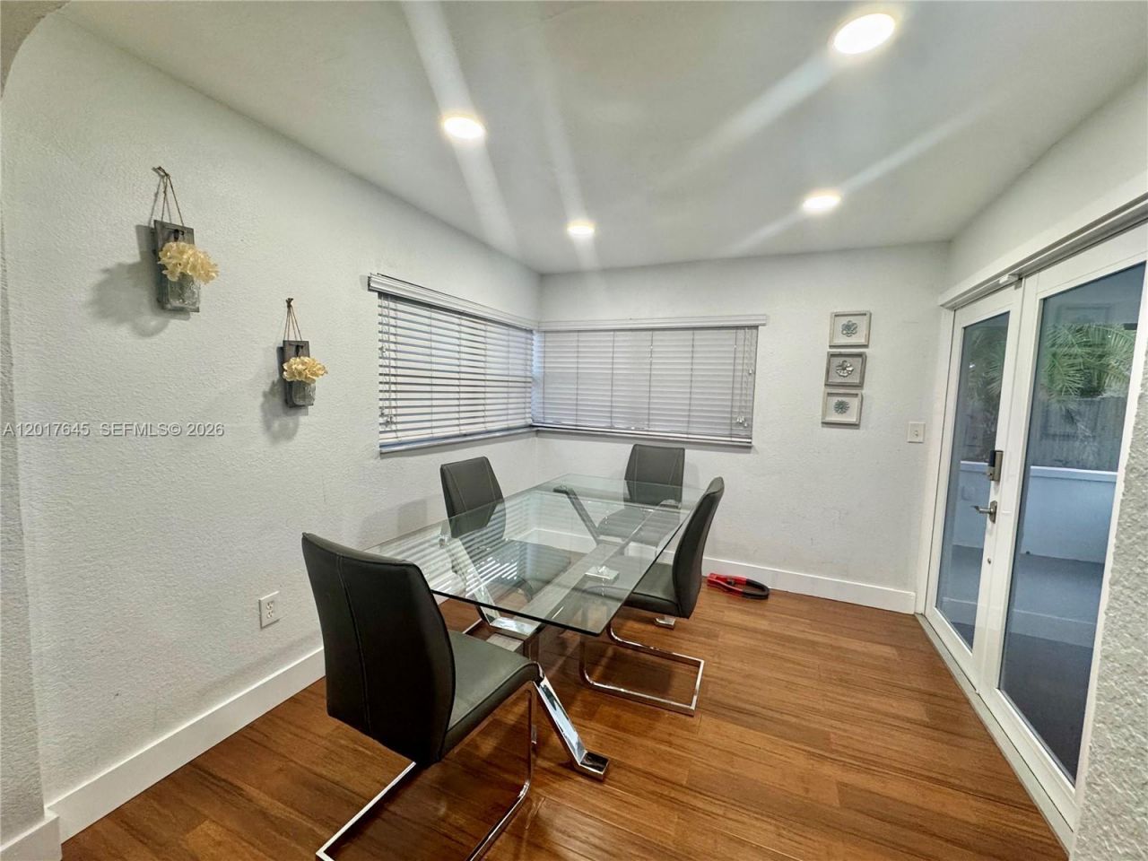 3010 N 73rd Ave , Hollywood, FL 33024 Photo