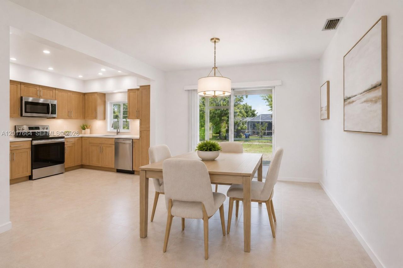 3925 Washington St, Hollywood, FL 33021 Photo