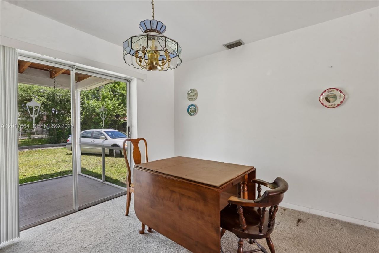3925 Washington St, Hollywood, FL 33021 Photo