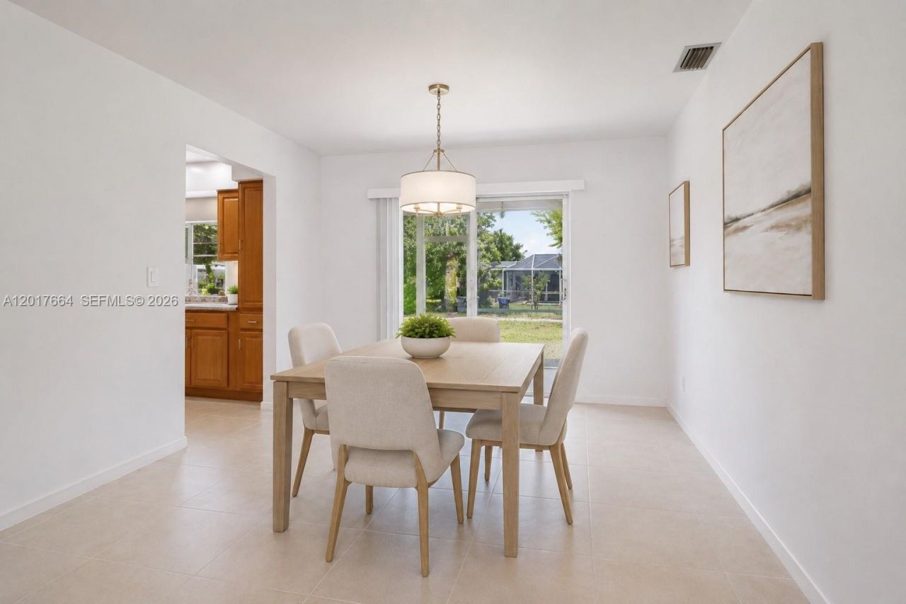 3925 Washington St, Hollywood, FL 33021 Photo
