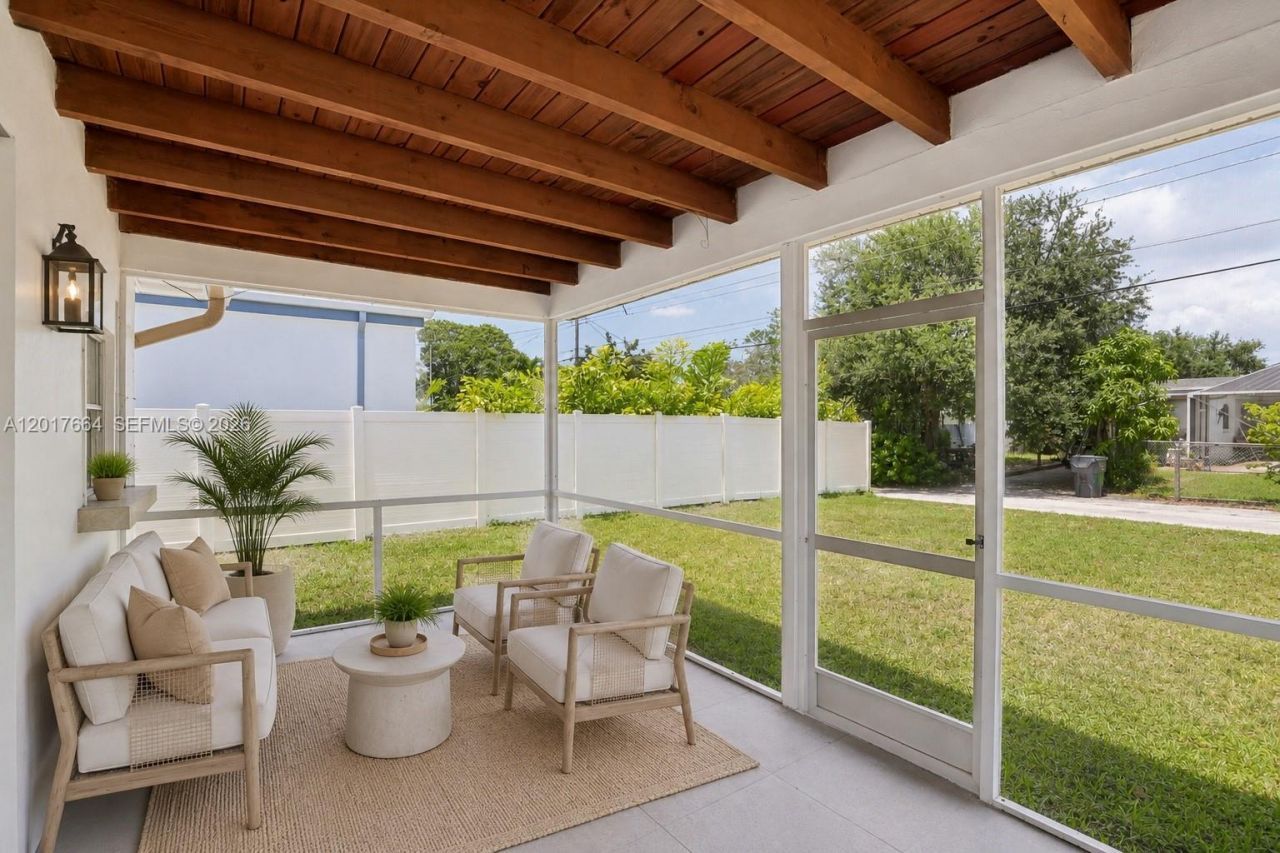 3925 Washington St, Hollywood, FL 33021 Photo