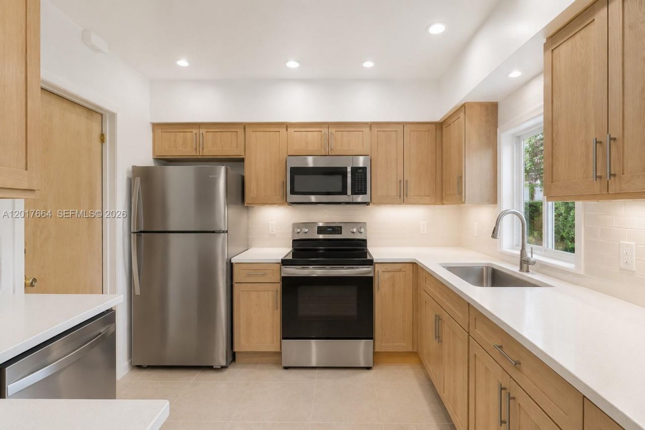 3925 Washington St, Hollywood, FL 33021 Photo
