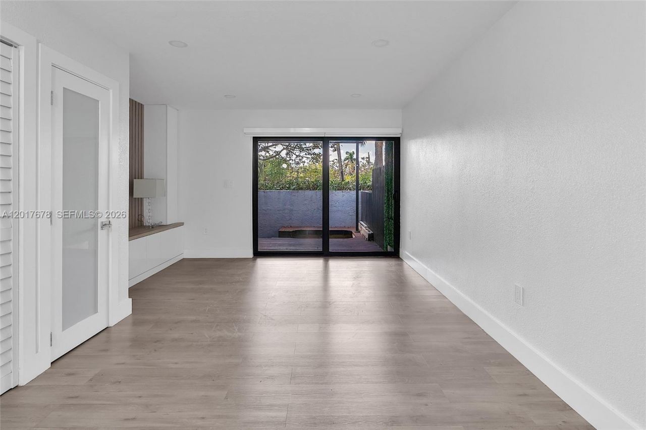1901 NW S River Dr , Unit 28C, Miami, FL 33125 Photo