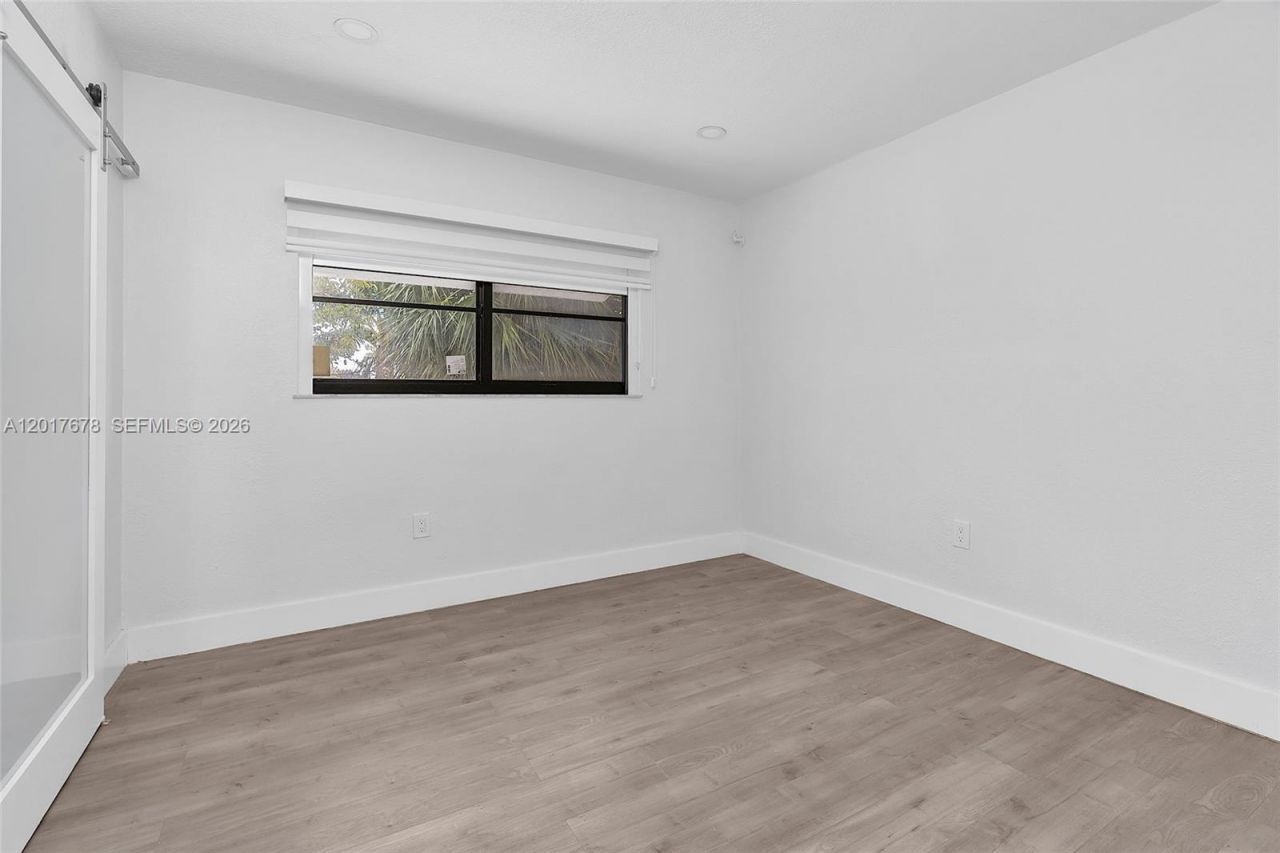 1901 NW S River Dr , Unit 28C, Miami, FL 33125 Photo