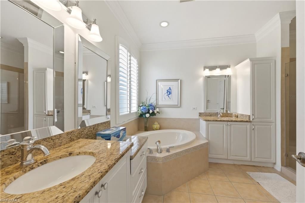 5640 Lago Villaggio Way , Naples, FL 34104 Photo