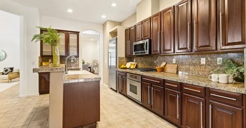 28 Eastham Ct, Sacramento, CA 95833 Photo
