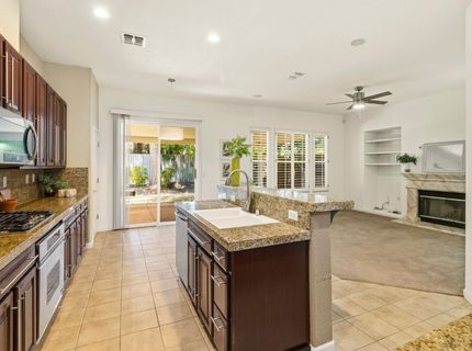 28 Eastham Ct, Sacramento, CA 95833 Photo