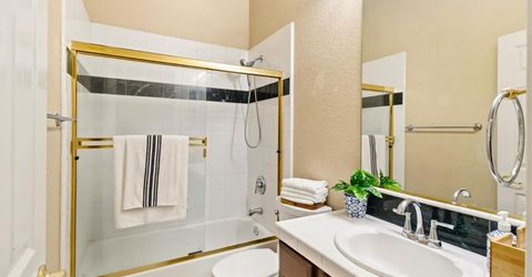 28 Eastham Ct, Sacramento, CA 95833 Photo