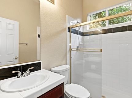 28 Eastham Ct, Sacramento, CA 95833 Photo