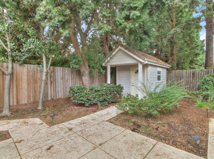 28 Eastham Ct, Sacramento, CA 95833 Photo