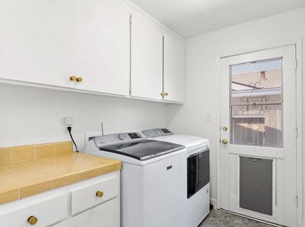 1989 University Ave, Sacramento, CA 95825 Photo