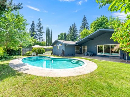 1989 University Ave, Sacramento, CA 95825 Photo