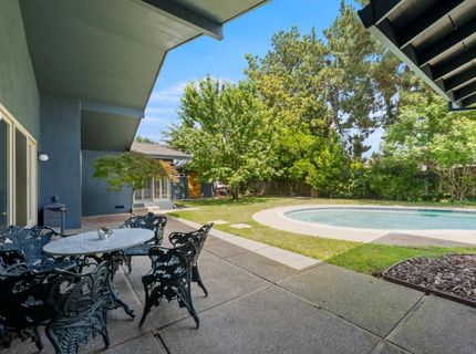 1989 University Ave, Sacramento, CA 95825 Photo