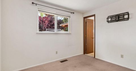 14005 Perlite Drive, Reno, NV 89521 Photo
