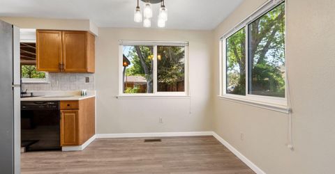 14005 Perlite Drive, Reno, NV 89521 Photo
