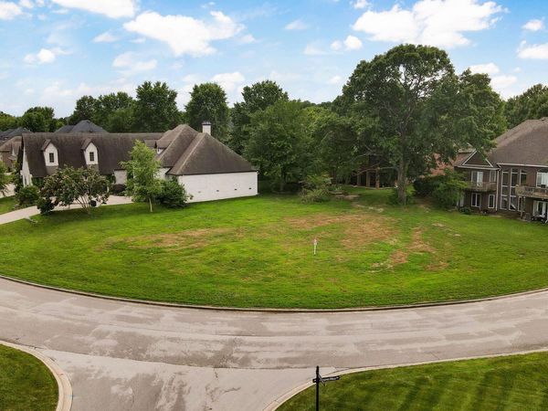 8302 Rolling Hills Drive , Nixa, MO 65714