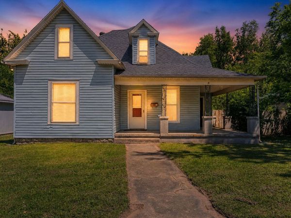 2042 N Boonville Avenue , Springfield, MO 65803