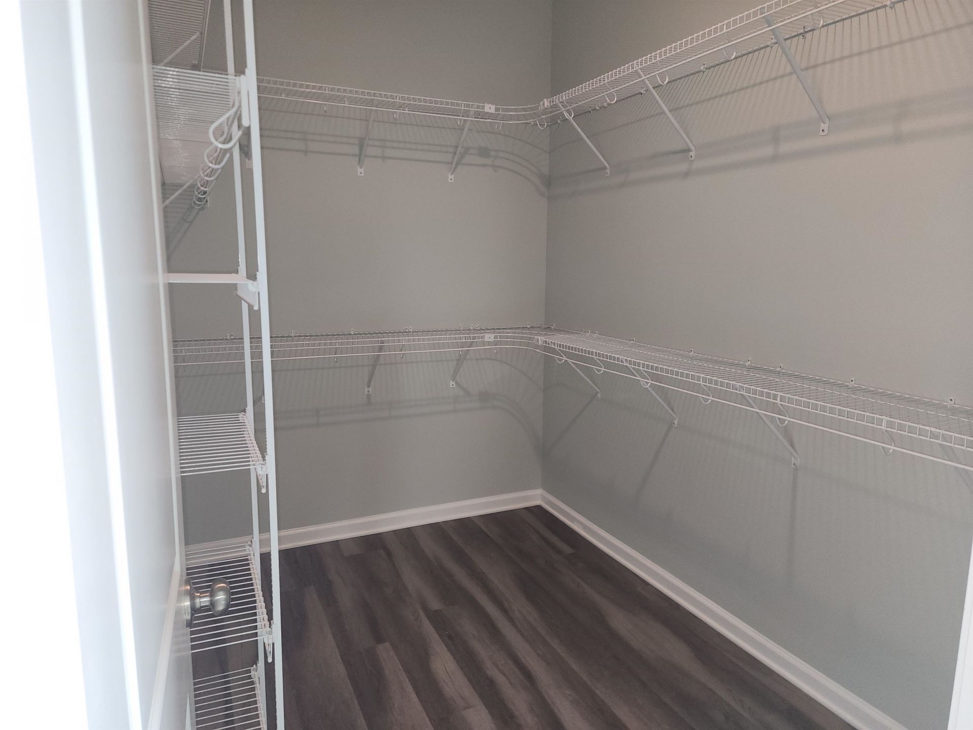 5527 Redleaf Rose Dr. Photo 12