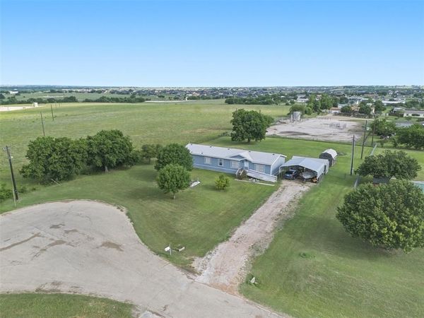 1650 Stony Valley Drive, Ponder, TX 76259