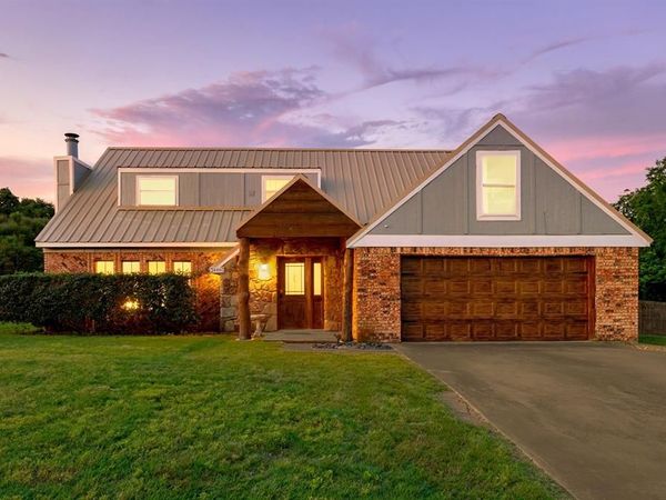 404 Brookview Drive , Decatur, TX 76234