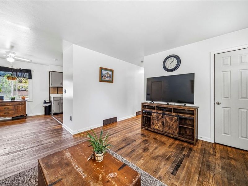 3146 Spencer Drive, Geneva, OH 44041 Photo 7