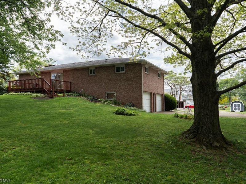 325 Faircrest Street SW, Canton, OH 44706 Photo 5
