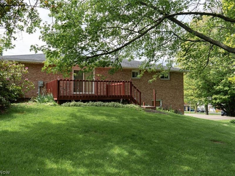 325 Faircrest Street SW, Canton, OH 44706 Photo 6