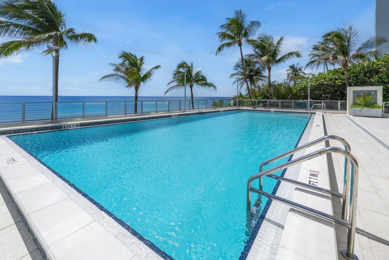 2066 N Ocean Boulevard, Unit 14nw, Boca Raton, FL 33431 Photo