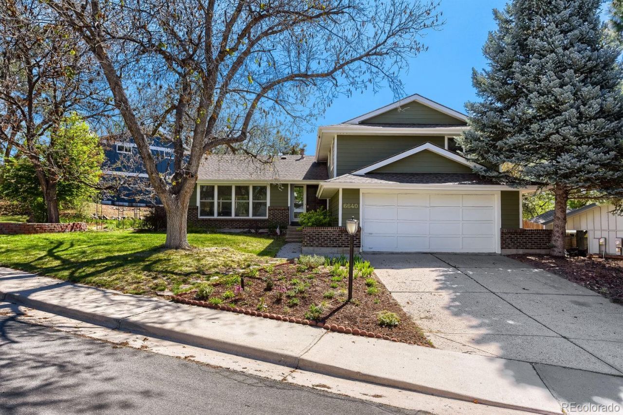 6640 S Heritage Place W, Centennial, CO 80111 Main Photo