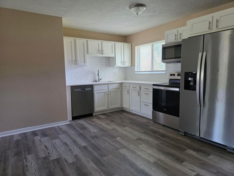 3054 Wadsworth Court , Columbus, OH 43232 Photo 7