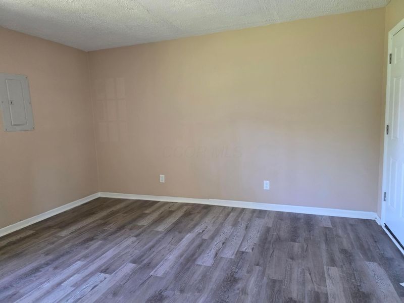 3054 Wadsworth Court , Columbus, OH 43232 Photo 8
