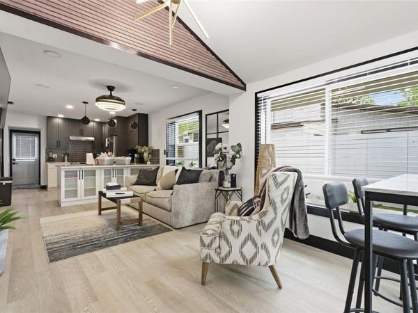 2111 42ND STREET S, ST PETERSBURG, FL 33711