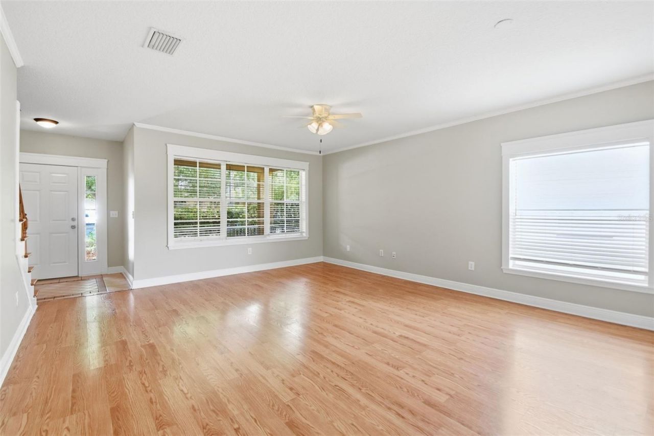 6409 Bridgecrest Drive , Lithia, FL 33547 Photo