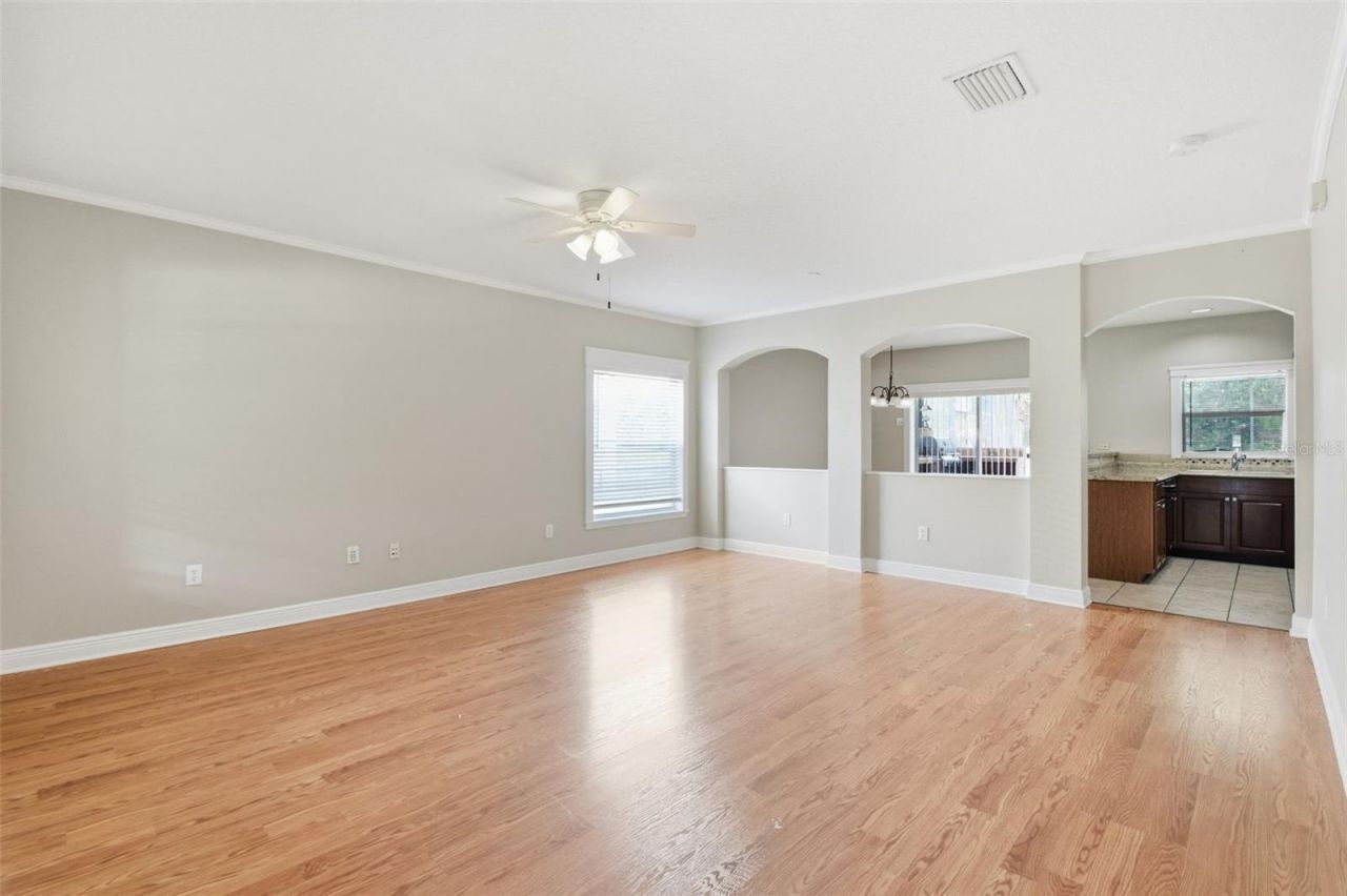 6409 Bridgecrest Drive , Lithia, FL 33547 Photo